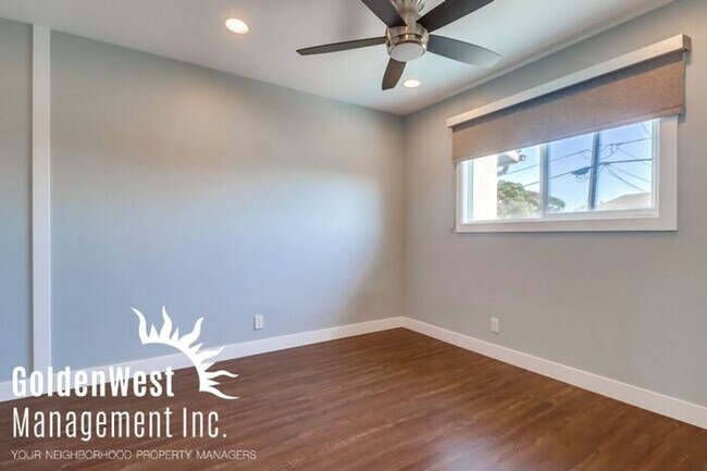 Building Photo - Charming 3Bdm 2.5Ba Townhome in the Claire...