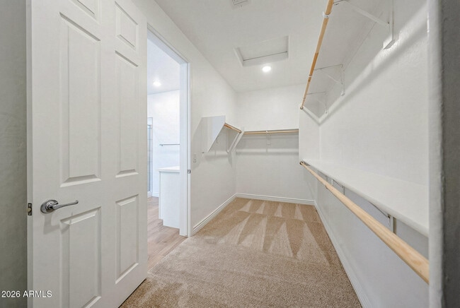 Building Photo - 14766 West Honeysuckle Dr