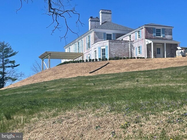 Building Photo - 2601 Butler Rd