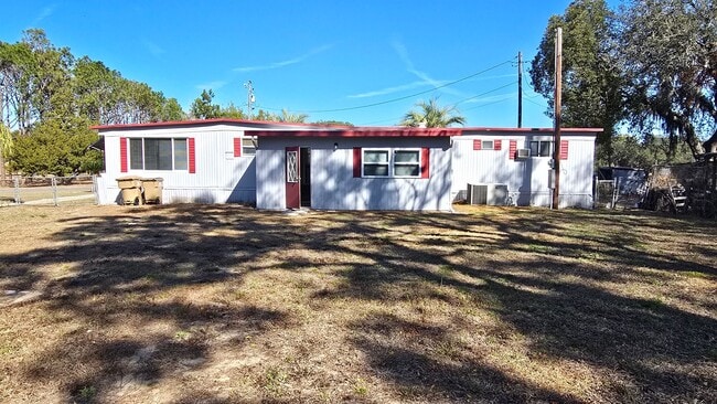 Building Photo - Updated 2BR / 1BA Single-Wide Home for Rent – Move-In Ready!