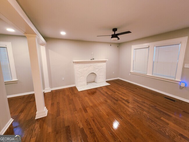 Building Photo - 1961 Browns Mill Rd SE