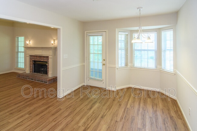 Building Photo - 4608 Fairfax Ct