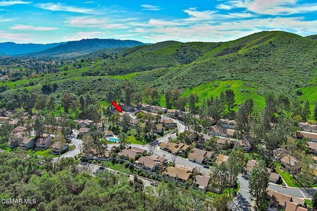 Building Photo - 576 Calle De Las Ovejas