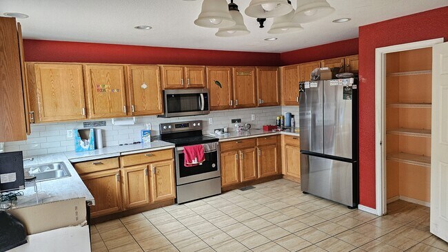 Building Photo - 55 N Laredo Ct