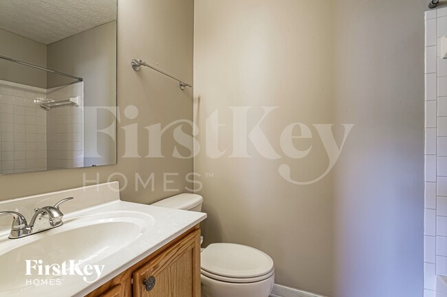 Building Photo - 1206 Preeman St