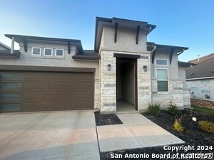 Building Photo - 2052 Stephanie Ave