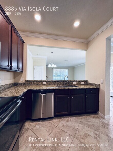 Building Photo - 8885 Via Isola Court