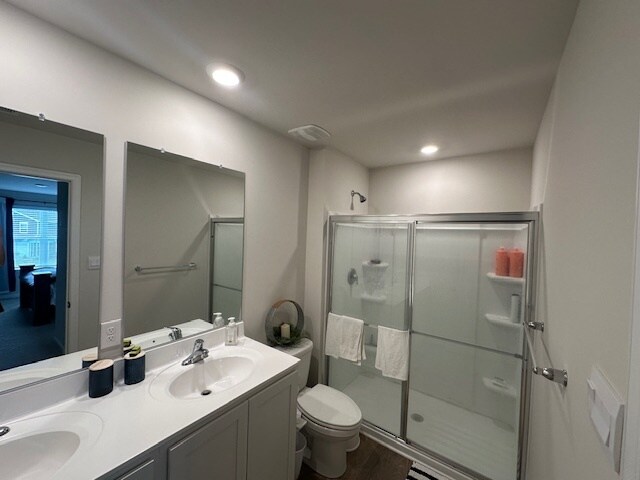 Building Photo - 185 Plantation Dr