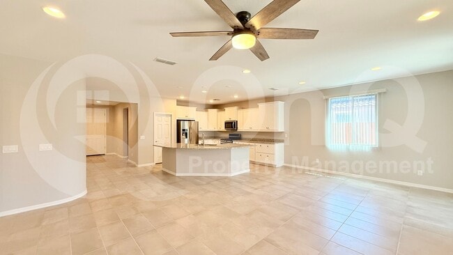 Building Photo - 25945 W Horsham Dr
