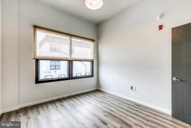 Building Photo - 4800 Brown St