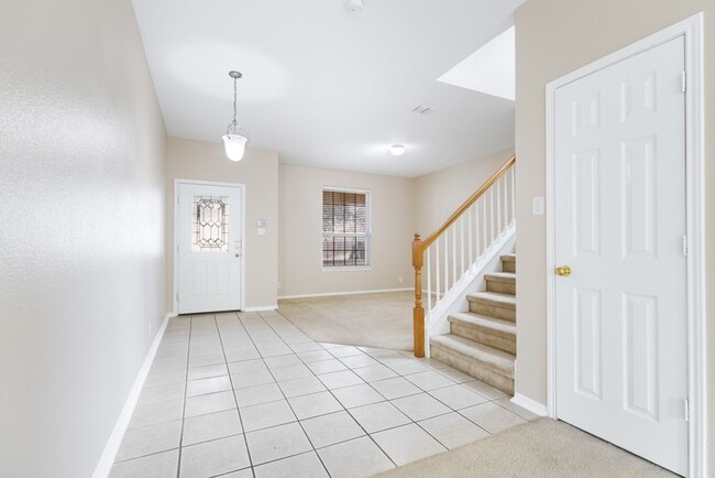 Building Photo - 4914 Roan Brook