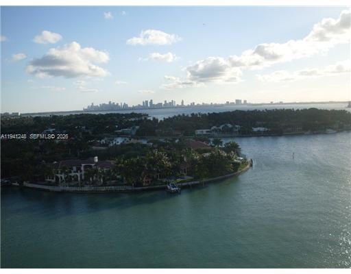 Building Photo - 6770 Indian Creek Dr