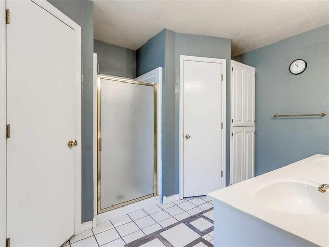 Building Photo - 15113 Stone Meadows Dr