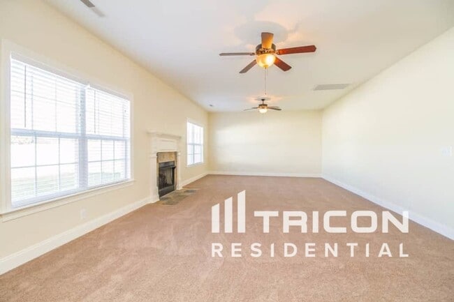 Building Photo - 1513 Barnsley Dr