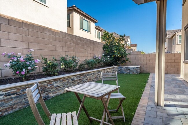 Building Photo - 3915 E Fincastle St