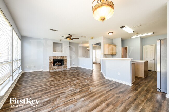 Building Photo - 4909 Lodgepole Ln