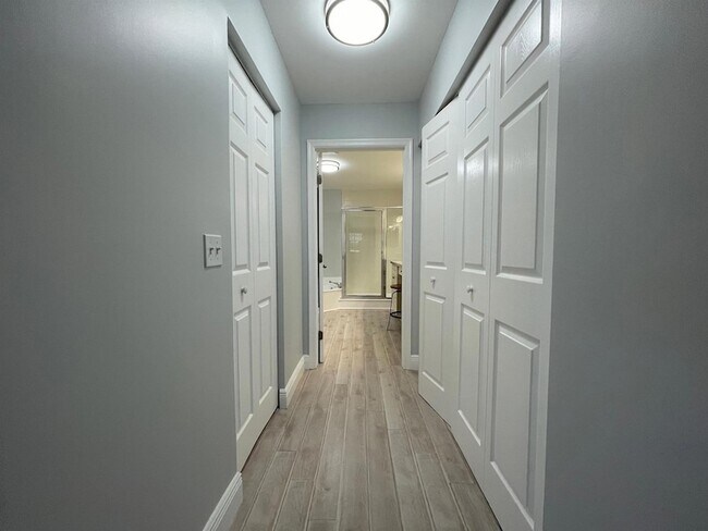 Building Photo - 6691 Montego Bay Blvd