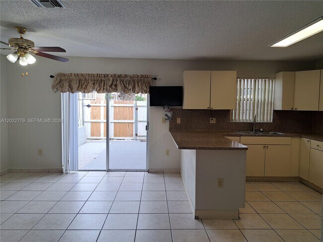 Building Photo - 6140 SW 129th Pl