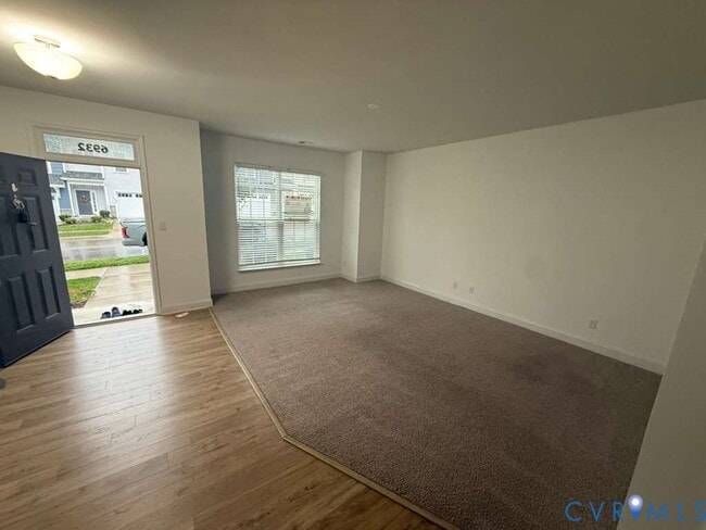 Building Photo - 6932 Leire Ln