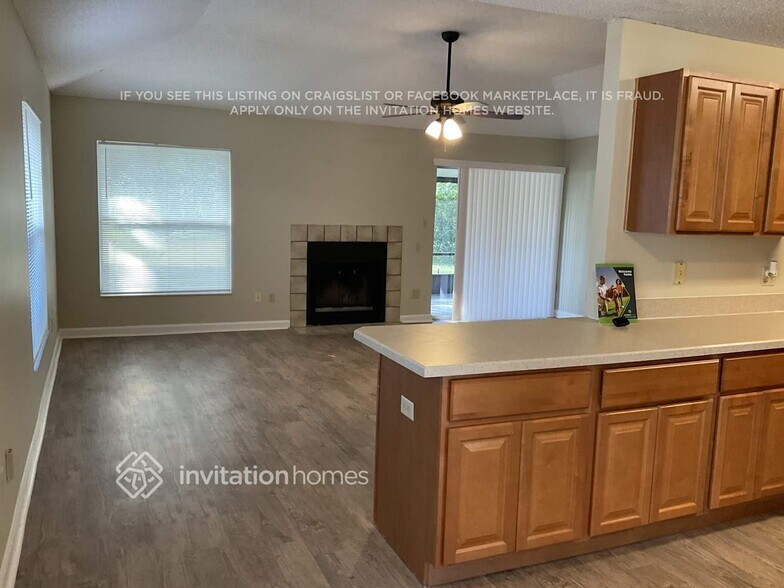 Building Photo - 340 Sawgrass Pl