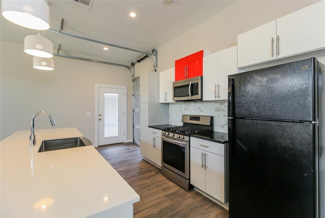 Building Photo - 11346 Paradise Out Ln