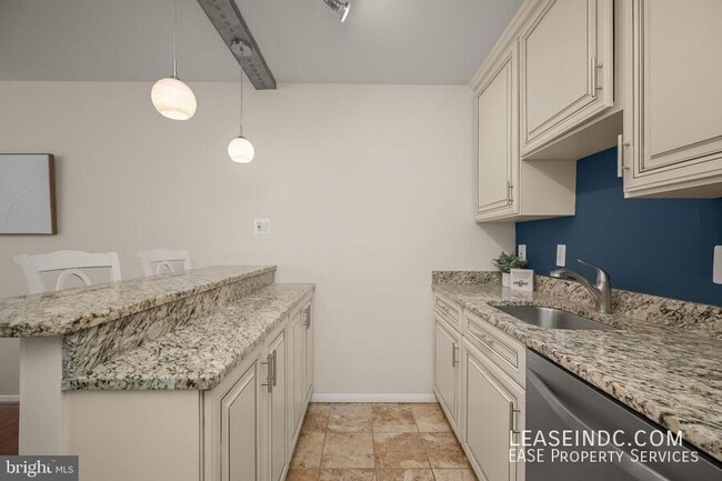 Building Photo - 1245 13th St NW