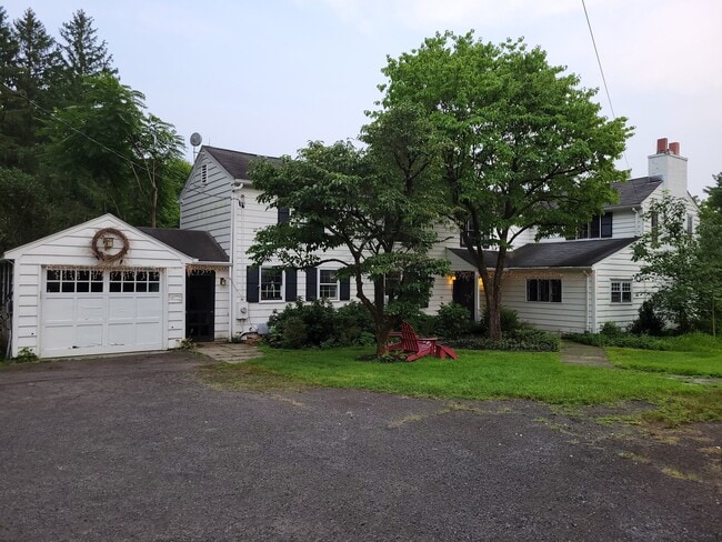 Building Photo - 62 Cherry Hill Rd