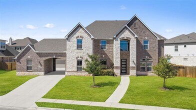 Building Photo - 20808 Pinewalk Dr
