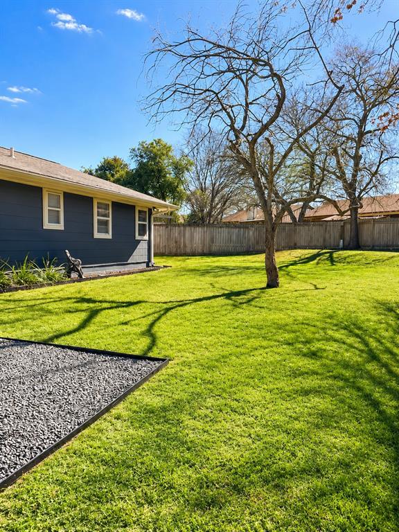 Building Photo - 9002 Lodge Ct