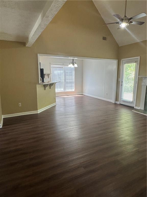 Building Photo - 660 Old Johnson Rd