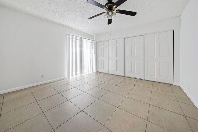 Building Photo - 2173 White Pine Cir