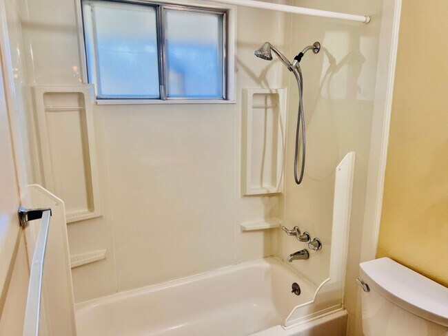Building Photo - Charming 3BR/1BA w/ 1-car garage, long driveway, fenced yard, wood stove & shed/workshop.