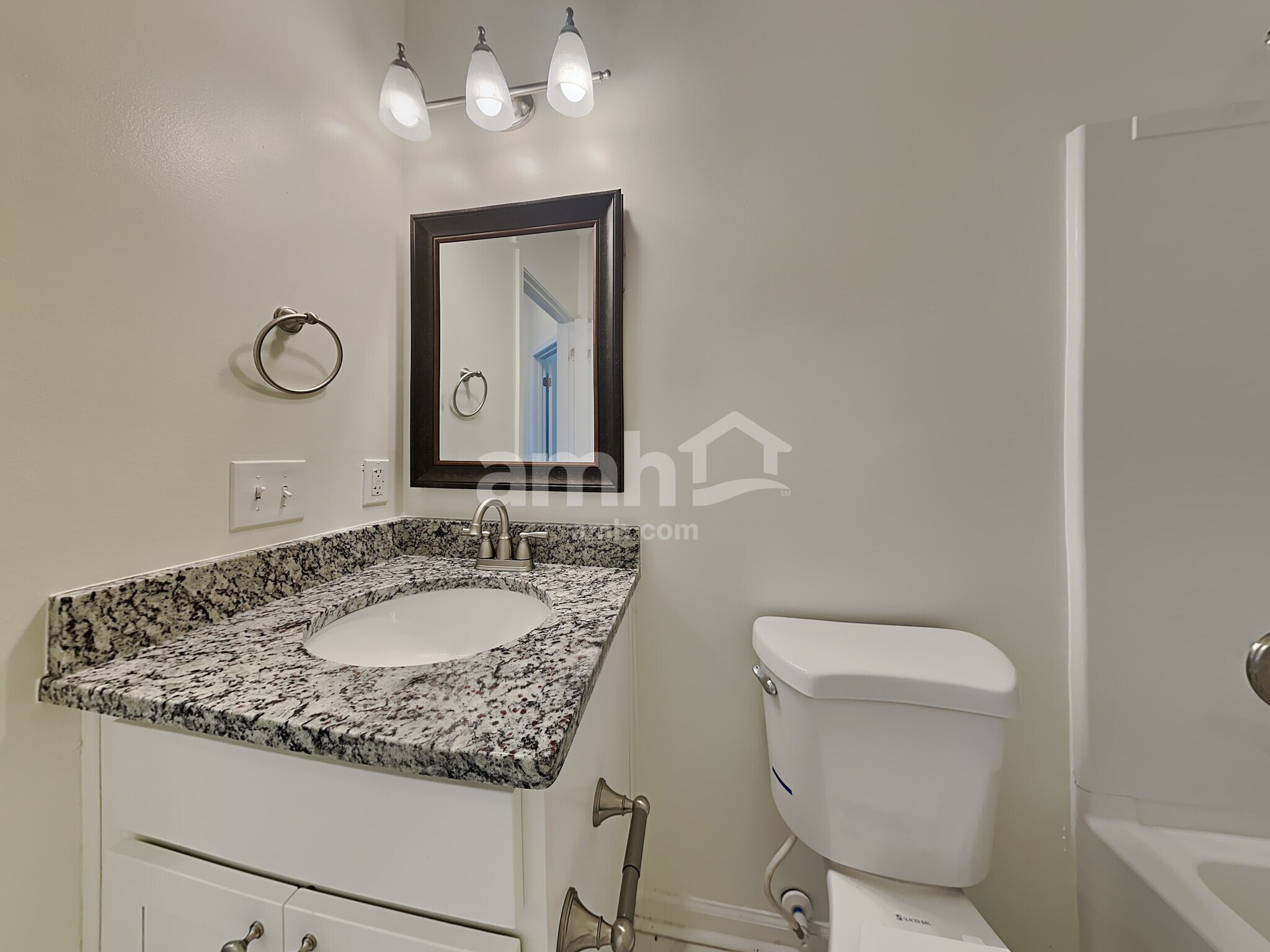 Building Photo - 8 Prominence Point