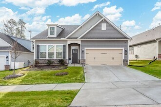 Building Photo - Stunning 4 Bed, 3 Bath Home in Durham!
