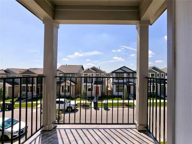 Building Photo - 1749 Yaupon Grove Ln