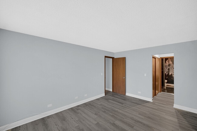 Building Photo - 522 W Happfield Dr