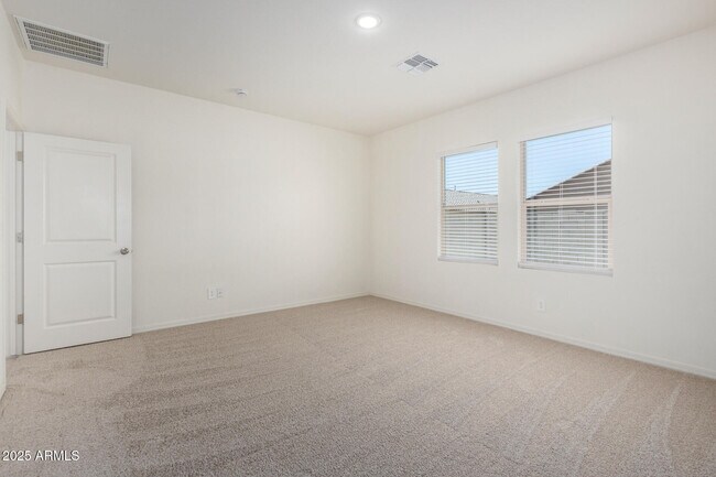 Building Photo - 5722 W Coplen Farms Rd
