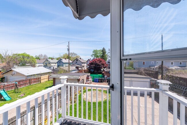 Building Photo - 3977 W 23rd St