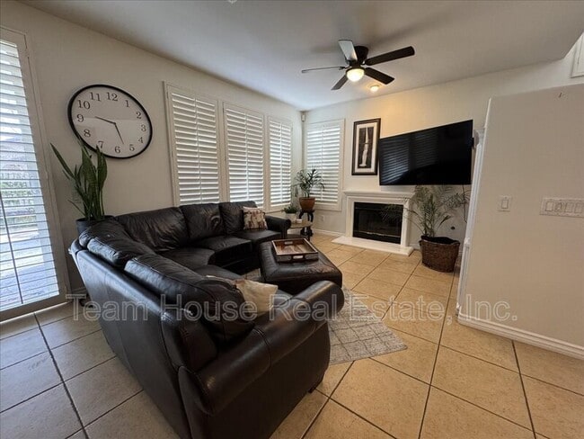 Building Photo - 26734 Via Bellazza