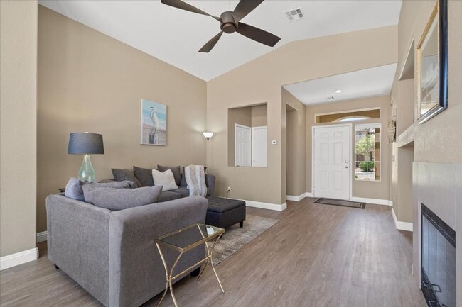 Building Photo - Stylish Single-Story 3-Bedroom Partially Furnished Home Designer Kitchen & Private Backyard Oasis