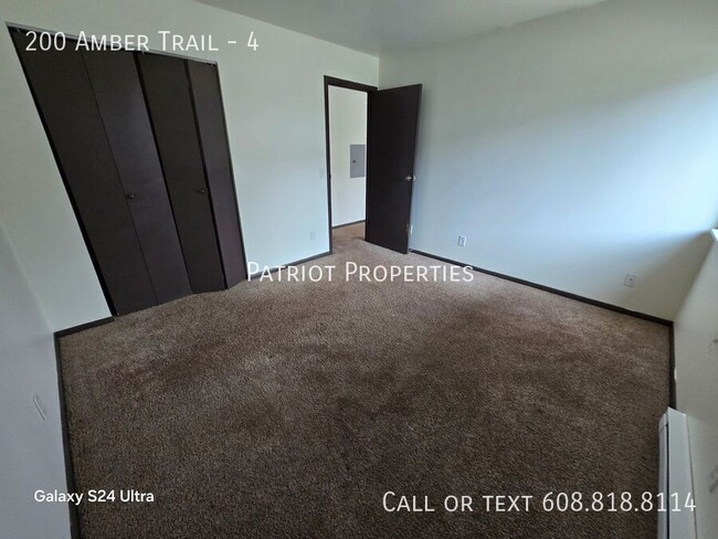 Building Photo - 200 Amber Trail