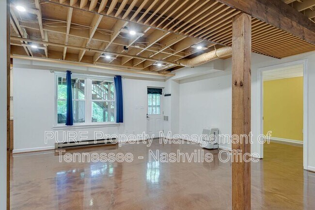 Building Photo - 5432 Village Way