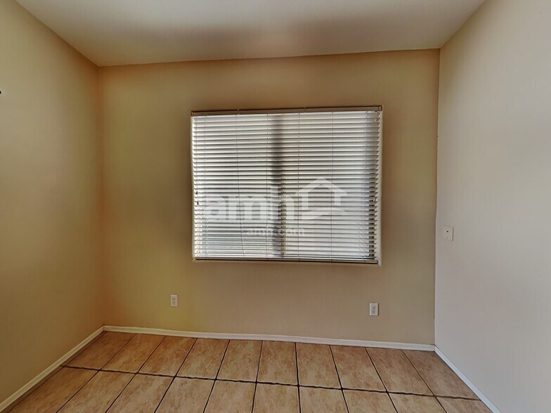 Building Photo - 3862 S Stallion Dr