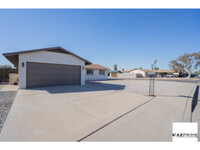 Building Photo - Gorgeous 3/2 Glendale Gem - Your Perfect H...