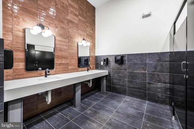 Building Photo - 2616 Hickorywood Ln