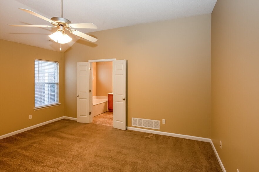 Building Photo - 7787 Allen Ridge Ln