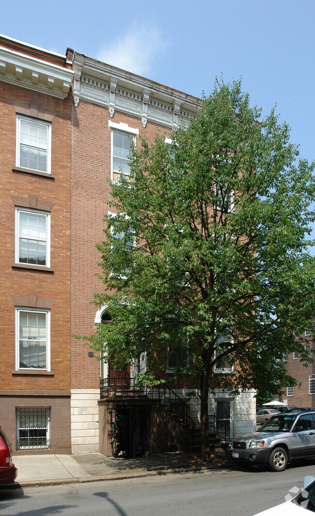 Building Photo - 35 First St