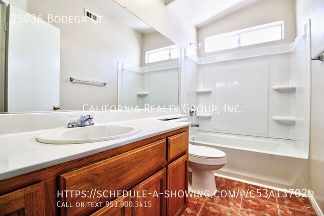 Building Photo - 25036 Bodega Ct