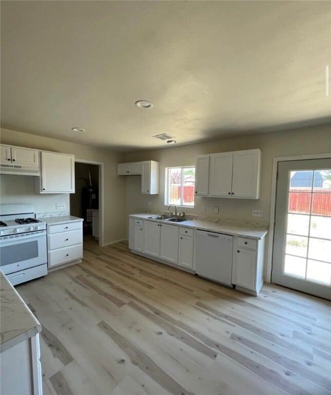 Building Photo - 1055 Hillside Dr