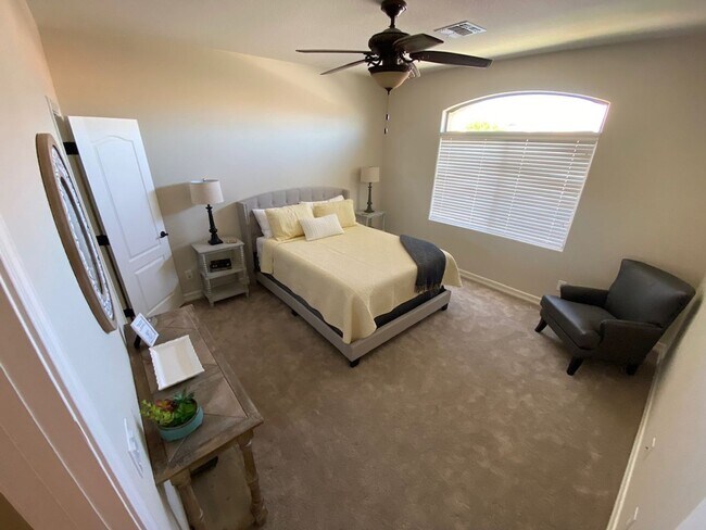 Building Photo - 14443 W Boca Raton Rd